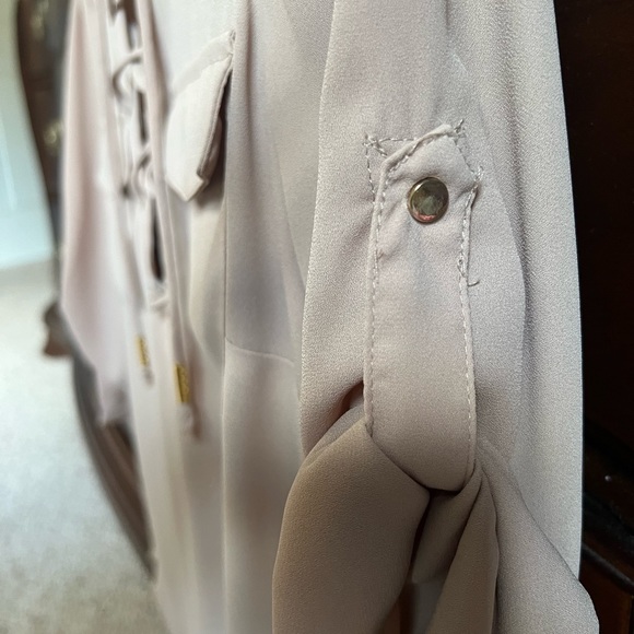 bebe blouse - Picture 4 of 4